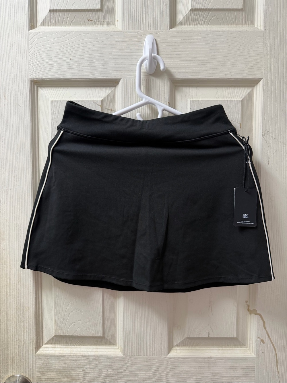 💙 PacSun Black Athletic Skort with Side Stripe